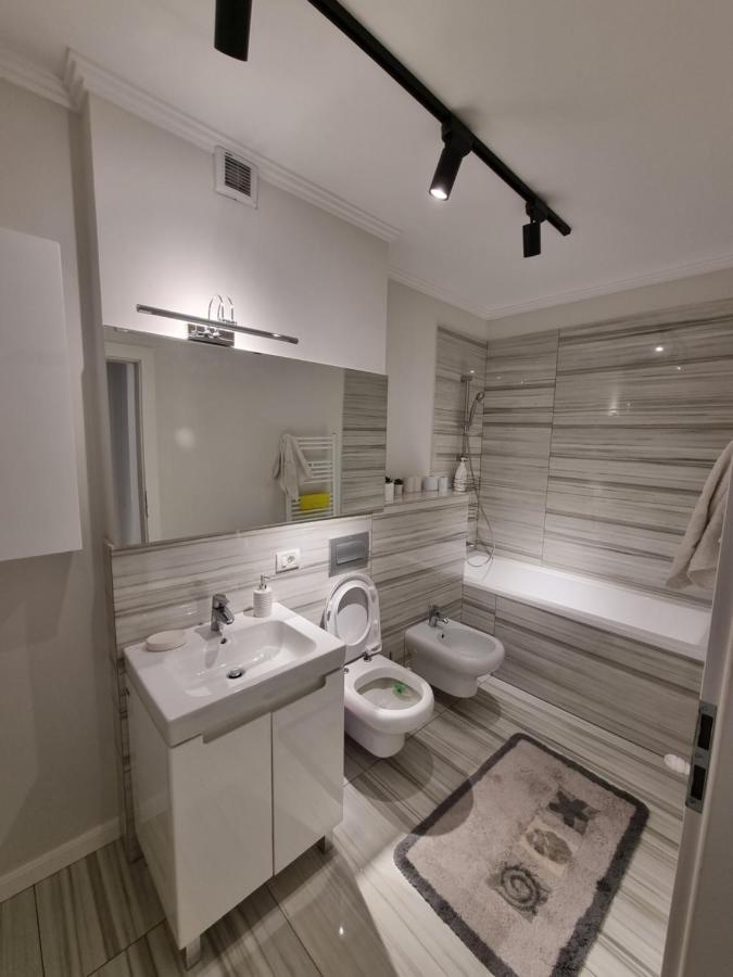 Apartament Superb In Regim Hotelier- Arad Plaza Экстерьер фото